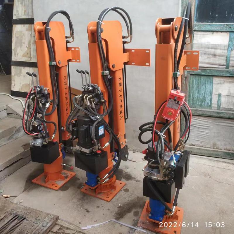 陈巴尔虎旗重汽蓝牌随车吊 3.2吨 国六动力强 液压驱动 农用自卸起重机