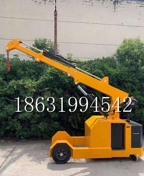 陈巴尔虎旗随车吊机装卸货物装卸货物搬运吊水泥1/2吨吊机随车吊机小型